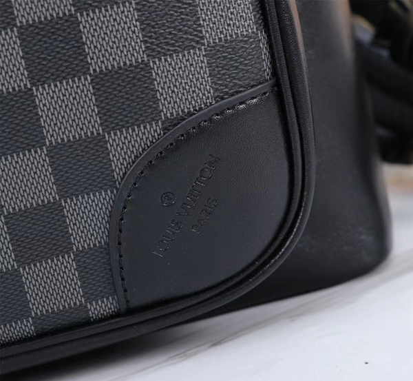 ルイヴィトンバッグ細部ディテール